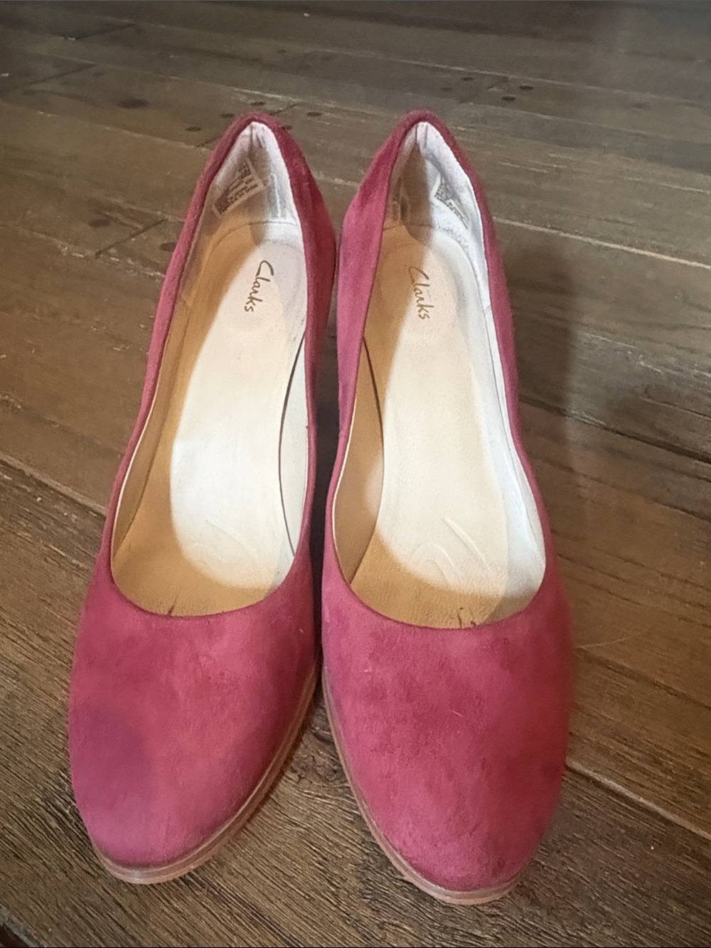 Clarks Women's Rose Pink Suede Round-Toe Heels